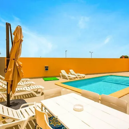 Villa Mariposas Dos *